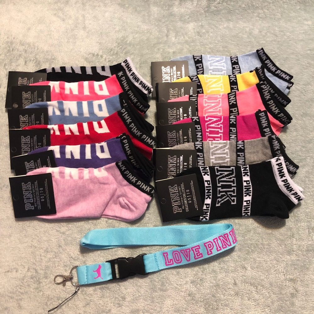 💕Pink VS 12 Pairs Socks & Lanyard 💕💕